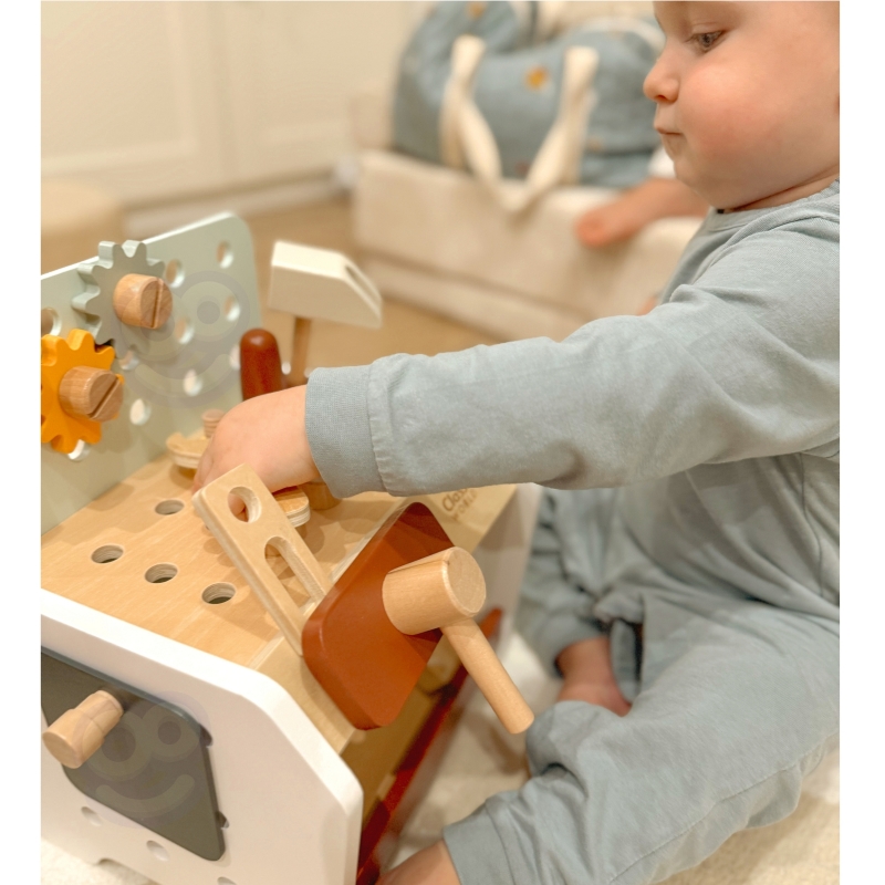 CLASSIC WORLD Drewniany Warsztat Małego Majsterkowicza z Narzędziami - obrazek 7