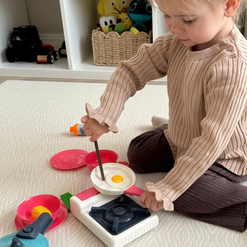 WOOPIE Zestaw Kuchenny Pomocnik Kucharza Kuchnia Gazowa Garnek Patelnia Czajnik Akcesoria - obrazek 6