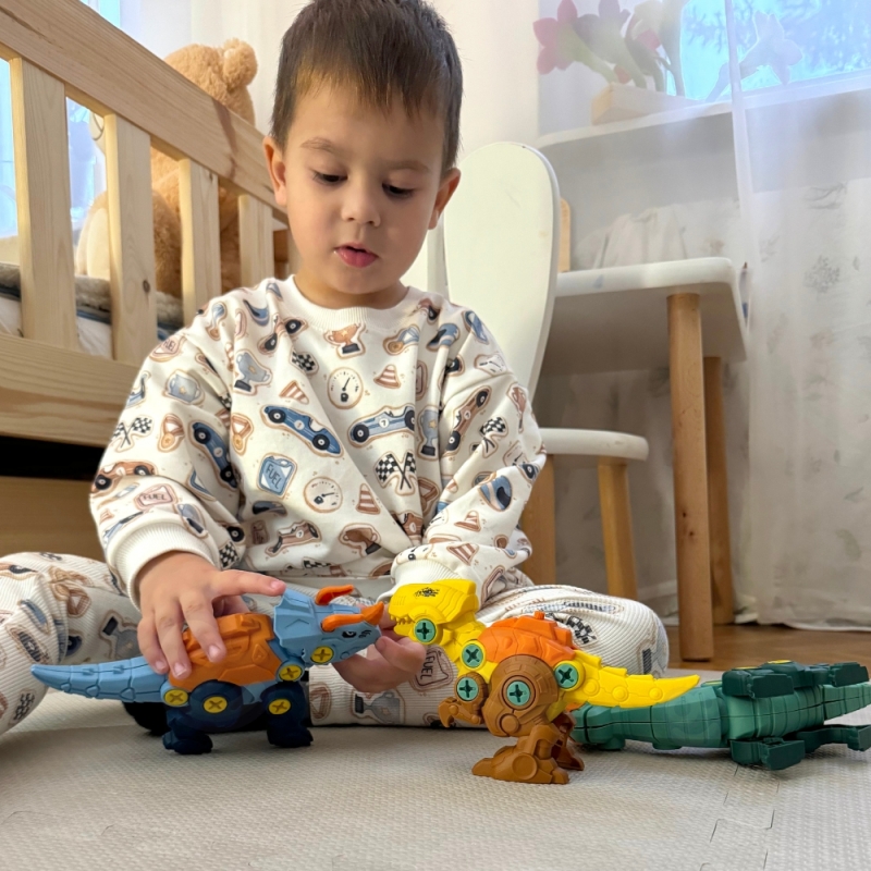 WOOPIE Zestaw Dinozaury do Skręcania 3 szt. Zestaw Konstrukcyjny w Pudełku + Wiertarka i Śrubokręt - obrazek 4