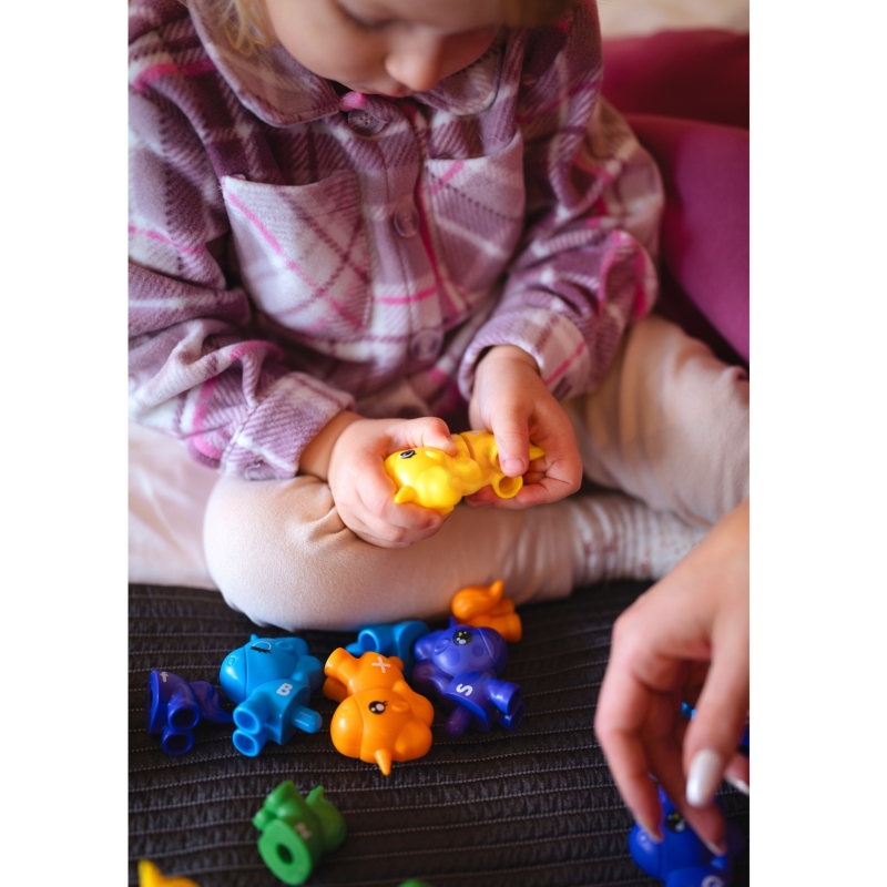 WOOPIE Figurki Montessori Zestaw Edukacyjny Jednorożce do Składania "Dopasuj Literki" 13 el. - obrazek 7