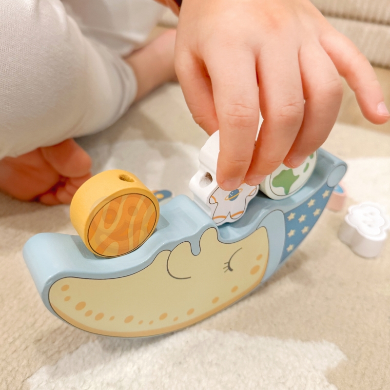 TOOKY TOY Kosmiczny Śpiący Księżyc Balansująca Układanka Drewniana Nawlekanka Montessori Kosmos - obrazek 4