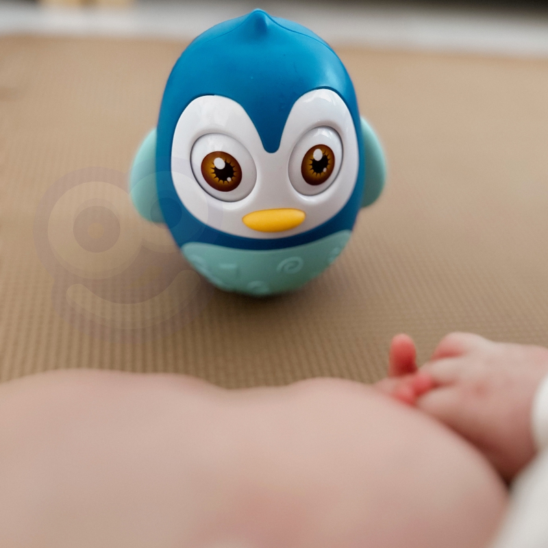 WOOPIE BABY Sensoryczny Pingwinek Wańka Wstańka - obrazek 4