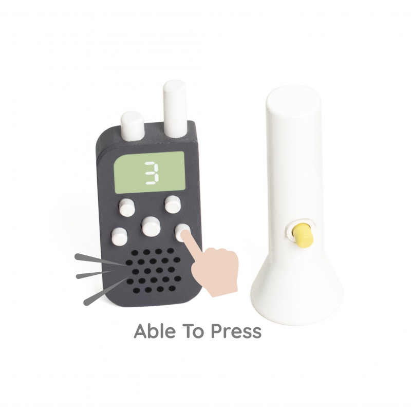 CLASSIC WORLD Little Firefighter Set Costume Tools 8 pcs. - obrazek 11