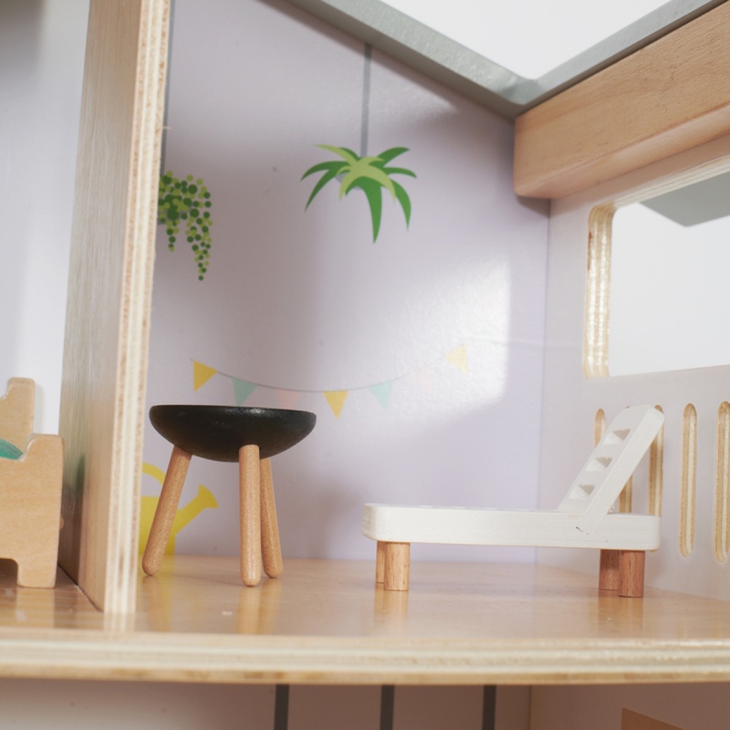 CLASSIC WORLD Duży Drewniany Domek dla Lalek 2 Figurki NATURALNE DREWNO 28 el. - obrazek 8