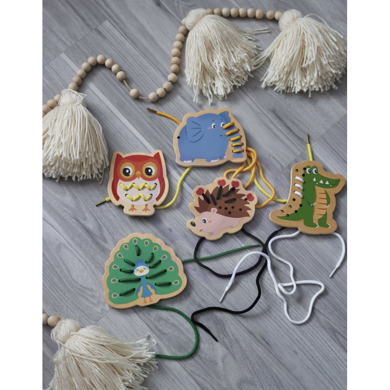 CLASSIC WORLD Drewniana Sznurowanka Przeplatanka Nawlekanka Przewlekanka Zwierzątka 10 el. - obrazek 2