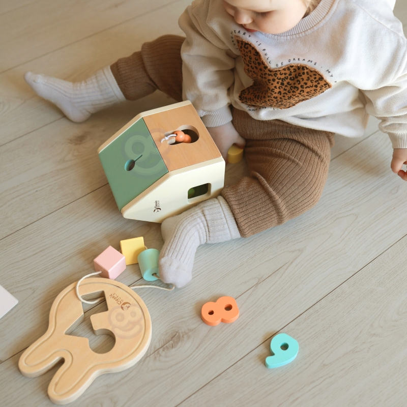 CLASSIC WORLD Pastelowy Zestaw dla Niemowląt Box Pierwsze Zabawki do Nauki od 12 do 18 miesiąca - obrazek 8