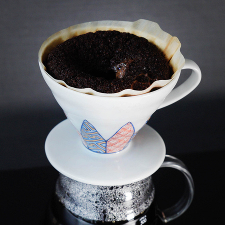 HARIO drip ceramiczny TACHIKICHI V60 Shonzui 1-4 fil. biały - obrazek 3