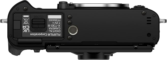 Fujifilm X-T30 III bezlusterkowy aparat cyfrowy 26 MP, tylko korpus, czujnik APS-C X-Trans CMOS 4, filmy 6,2K 30p, wizjer EVF, obrotowy wyświetlacz LCD 3", czarny - obrazek 7