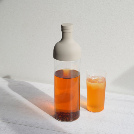 Hario - Butelka z filtrem Cold Brew Tea 750 ml - piaskowa - obrazek 3