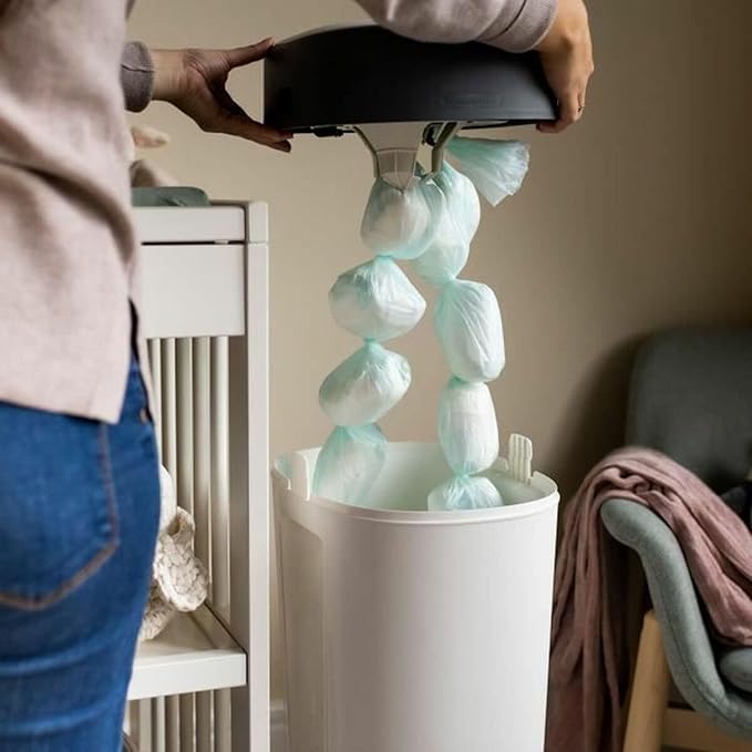 Tommee Tippee Twist and Click XL Pojemnik na Pieluchy - obrazek 2