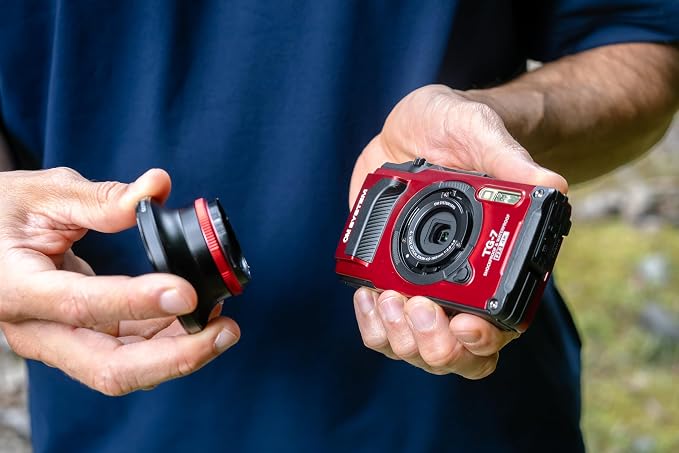 OM SYSTEM Tough TG-7 Czerwony Aparat Cyfrowy 12 MP 4K Wodoodporny Kompakt | Wstrząsoodporny aparat podwodny, zoom 4x, system makro, Wi-Fi. Wytrzymały następca Olympus TG-6 do ekstremalnych przygód. - obrazek 6