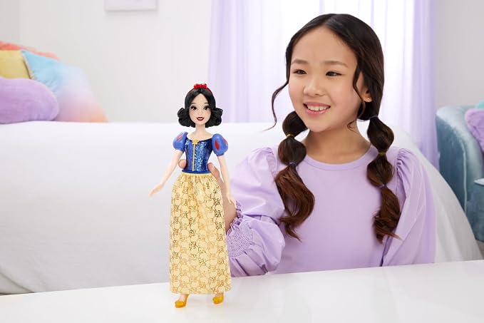 Mattel Disney Princess Królewna Śnieżka lalka modowa Signature - obrazek 2