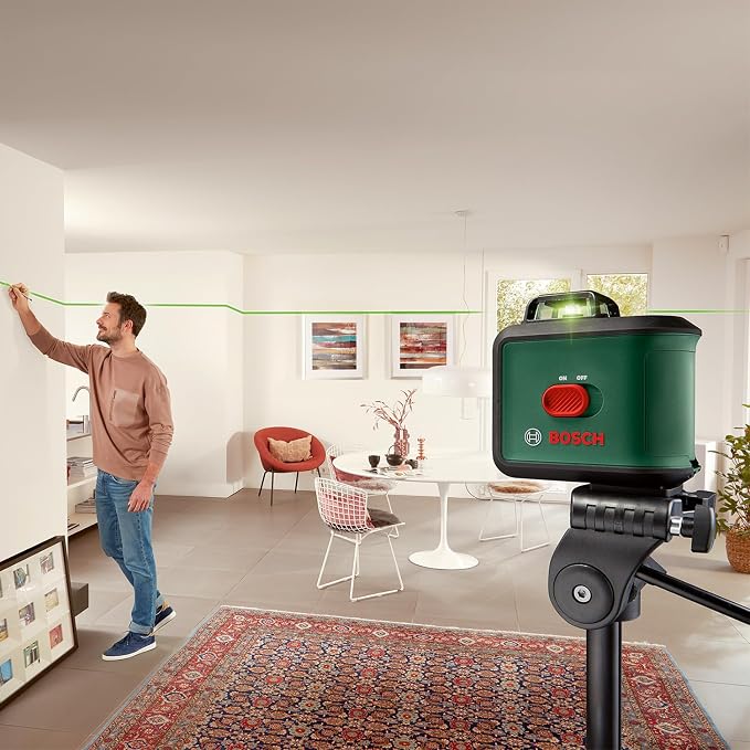 Bosch Laser krzyżowy UniversalLevel 360 ze statywem premium i uniwersalnym uchwytem MM 3 (linie laserowe: pionowa i pozioma, w tym 360° do wyrównywania elementów w pomieszczeniu, opakowanie karton) - obrazek 6