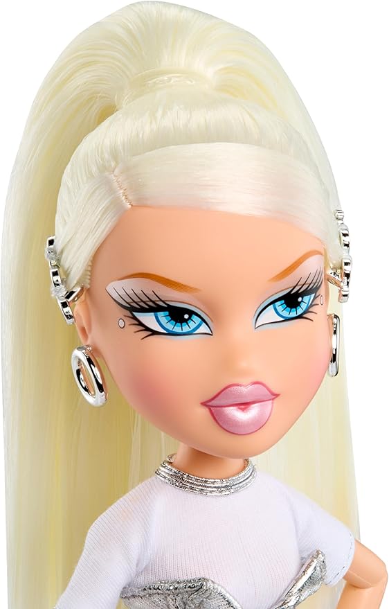 Bratz Charmz Cloe Modna Lalka z Kolekcjonerską Bransoletką - obrazek 6