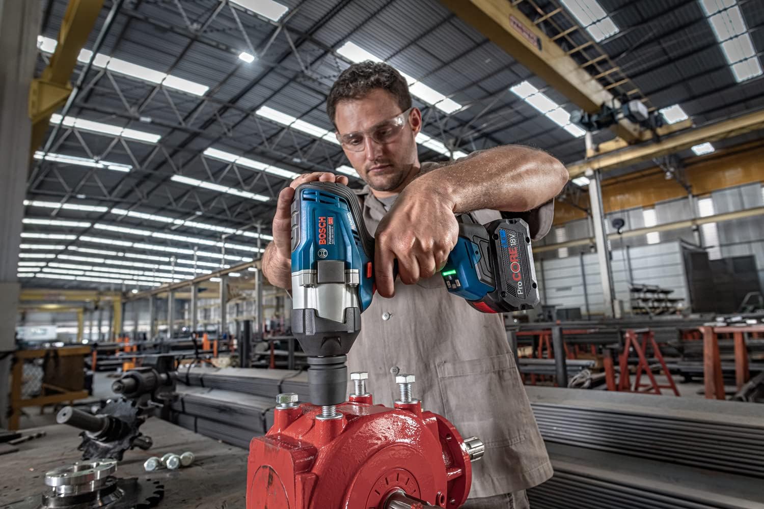 Bosch Professional system 18V: akumulatorowy klucz udarowy BITURBO - obrazek 3