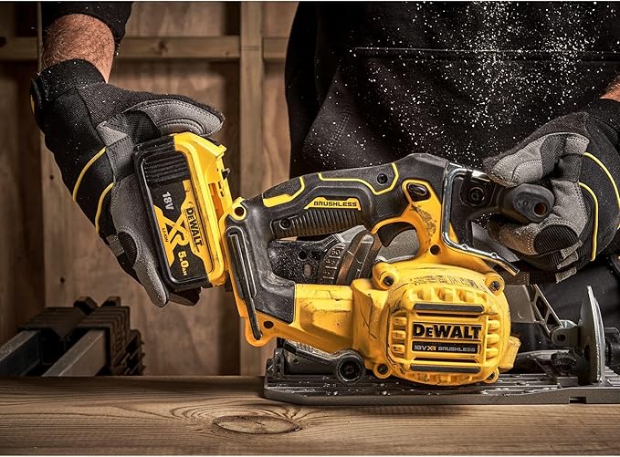 DEWALT DCS565N-XJ 18V XR 165mm piła tarczowa, gołe urządzenie - obrazek 7