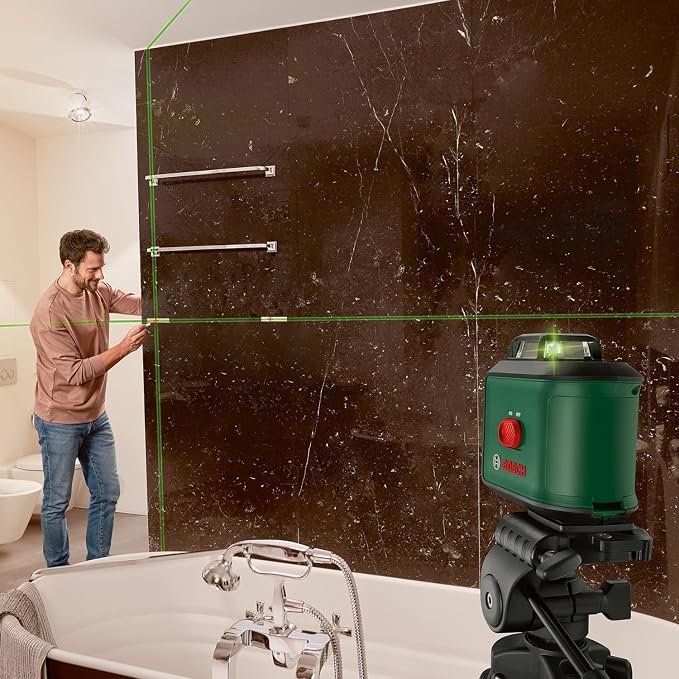 Bosch Laser krzyżowy UniversalLevel 360 ze statywem premium i uniwersalnym uchwytem MM 3 (linie laserowe: pionowa i pozioma, w tym 360° do wyrównywania elementów w pomieszczeniu, opakowanie karton) - obrazek 3