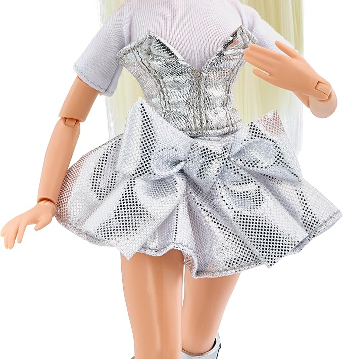 Bratz Charmz Cloe Modna Lalka z Kolekcjonerską Bransoletką - obrazek 3