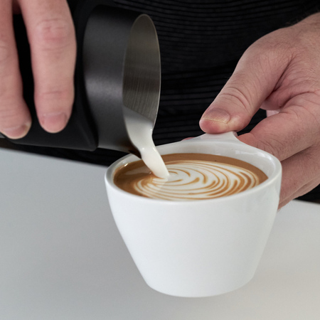 Subminimal - FlowTip Handleless Milk Jug - Dzbanek do spieniania mleka bez rączki czarny 450ml - obrazek 6