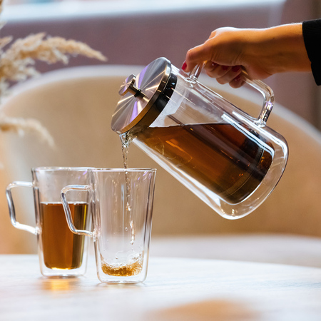 Vialli Design french press DIVA szklany z podwójną ścianką 1l srebrny mat - obrazek 2