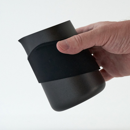 Subminimal - FlowTip Handleless Milk Jug - Dzbanek do spieniania mleka bez rączki czarny 450ml - obrazek 3